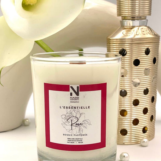 Bougie parfumée Rose, cire végétale et verre transparent avec couvercle en bois naturel