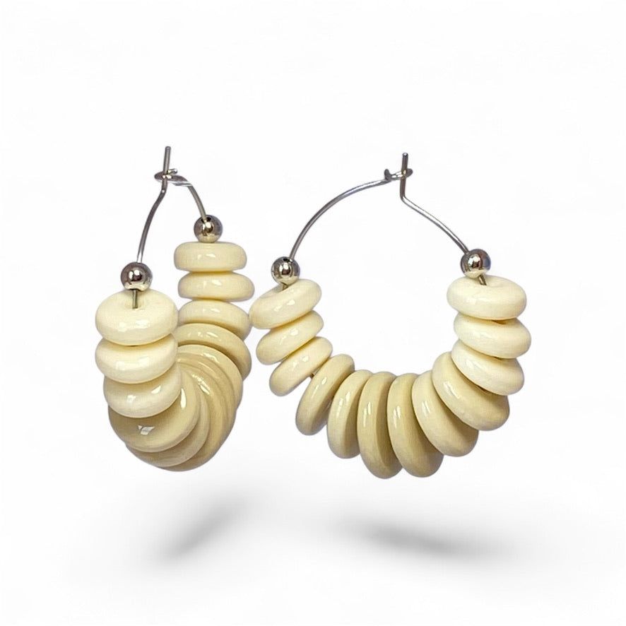 Boucles d’oreilles Panama | Créoles en acier inoxydable argenté et disques en pâte polymère
