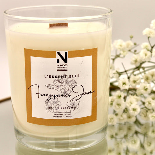 Bougie parfumée Frangipanier Jasmin, cire végétale et verre transparent avec couvercle en bois naturel