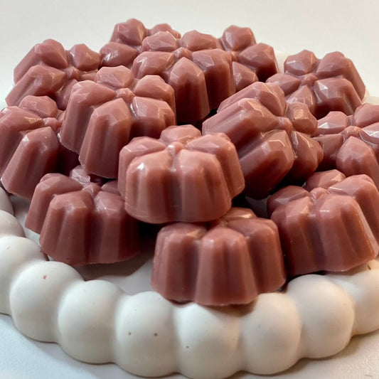 Le fondant de cire végétale, parfumé au Rocher Praliné